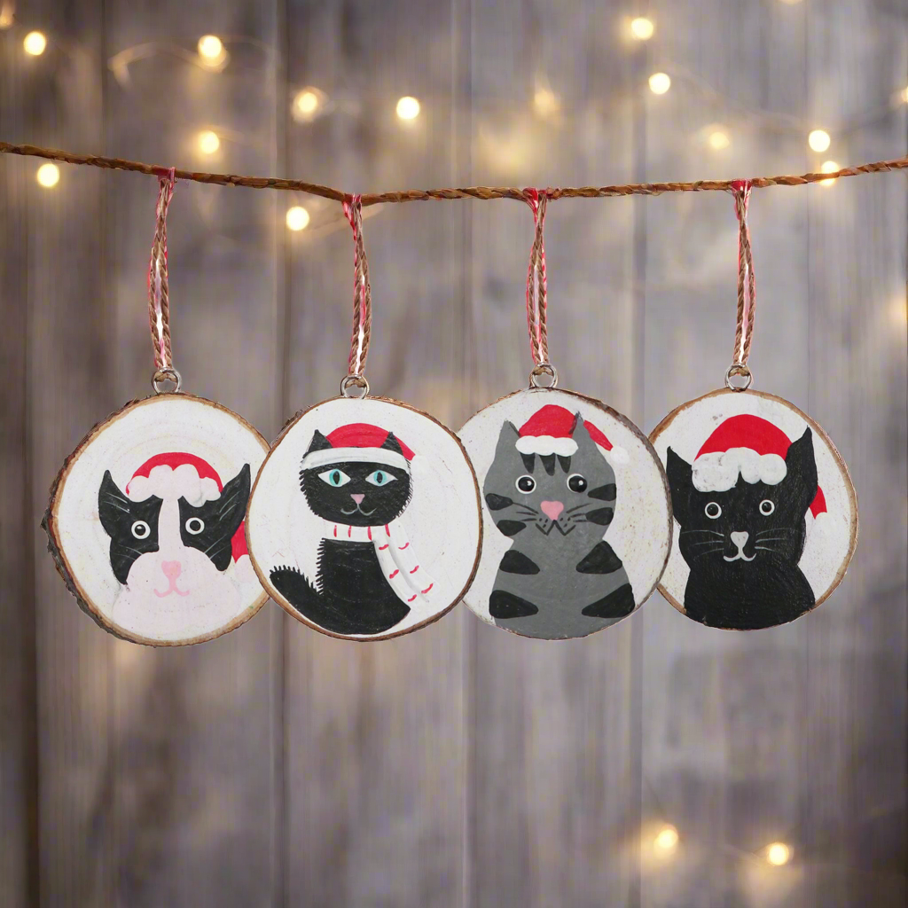 Christmas Cats - Hand Pained Log Xmas Decor (set 4)