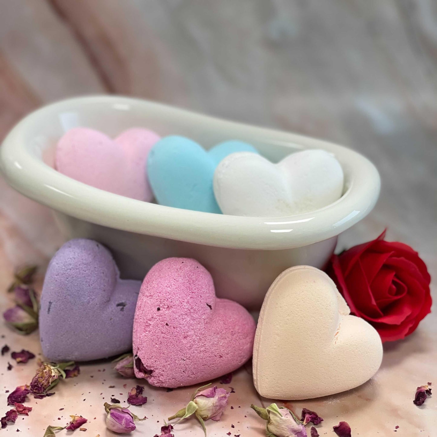 Love Heart Bath Bomb 70g - Ylang & Rose - 5 Pack - DuvetDay.co.uk